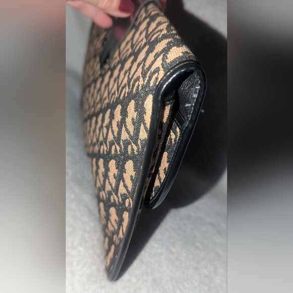 Vintage Christian Dior Oblique Trotter monogram fold over clutch. - Picture 5 of 11